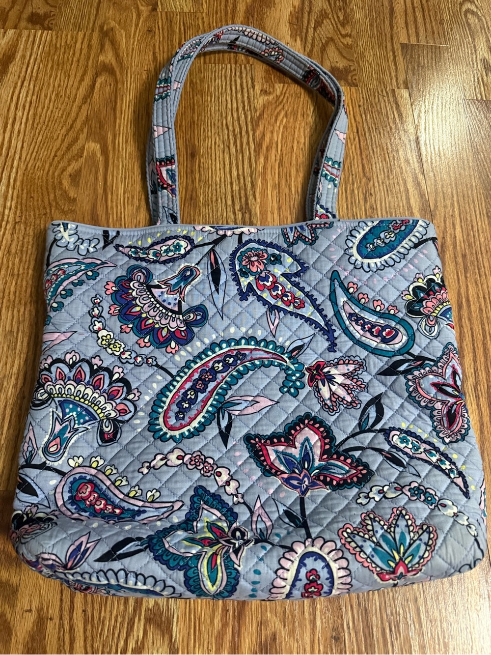 VERA BRADLEY MAKANI PAISLEY ICONIC COTTON QUILTED PURPLE TOTE BAG - Picture 5 of 15